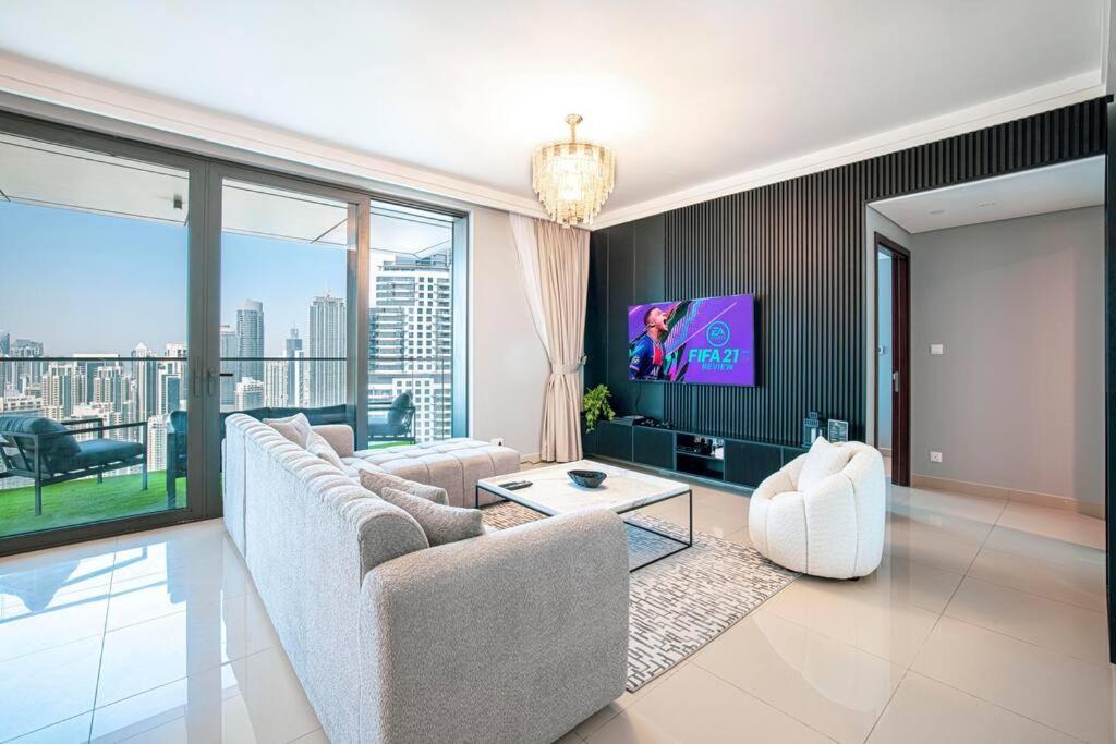 Magnificent Brand New Lux 3Br Burj & Fountain View Apartment Dubai Bagian luar foto