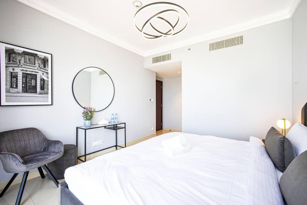 Magnificent Brand New Lux 3Br Burj & Fountain View Apartment Dubai Bagian luar foto