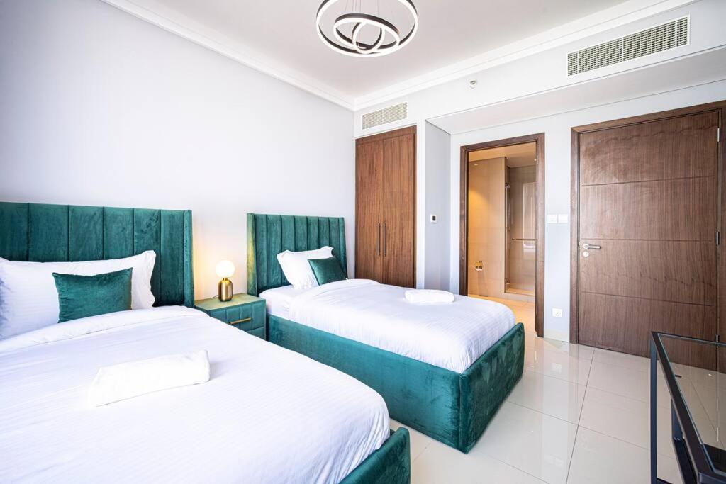 Magnificent Brand New Lux 3Br Burj & Fountain View Apartment Dubai Bagian luar foto